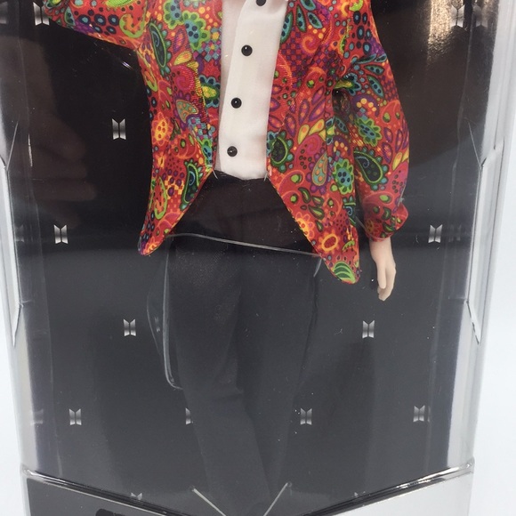BTS Bangtan Boy Band Fashion V Doll Artist Music Mattel - Picture 8 of 11